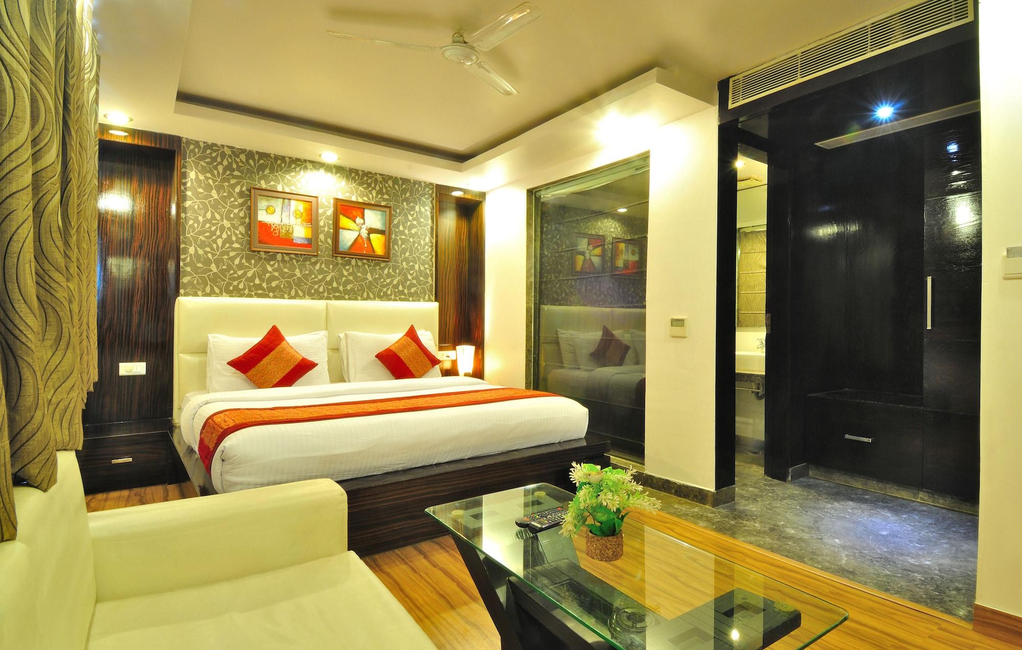 Hotel Elegance New Delhi Bagian luar foto